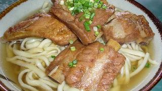 山原そば　おいしいそばは行列覚悟で