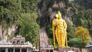 ポケットに柿ピー忍ばせて