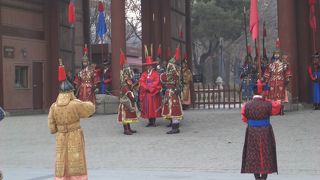 日本語解説もあります