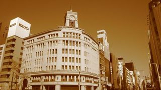 銀座のシンボル、和光の時計塔