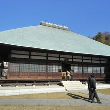 訪れるなら花の季節ですな