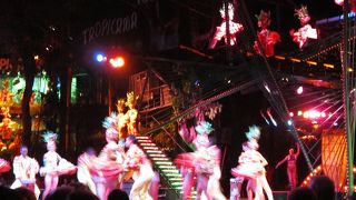 キューバ版の宝塚歌劇団