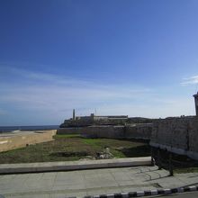 バスから見た要塞