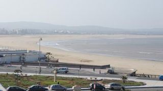 きれいな白砂のビーチです！