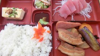 おばあの味、おいしいでいご食堂