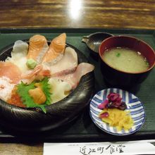 海鮮丼