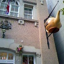 一際美しく見る者の目を楽しませてくれますよ