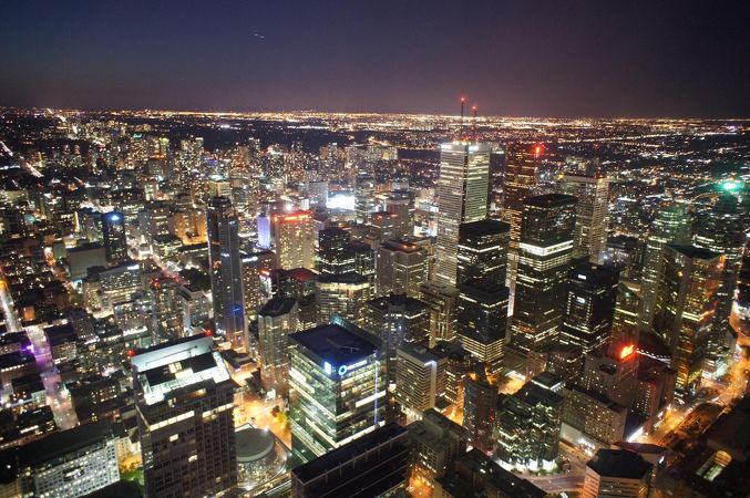 カナダの夜景 ライトアップ がきれいなスポット フォートラベル カナダの夜景 ライトアップ がきれいなスポット フォートラベル