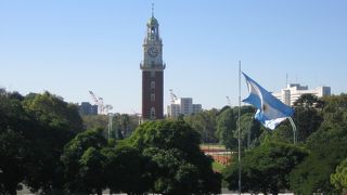 英国塔を見た後は広場をゆっくり散策