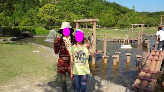 プチ水辺のフィールドアスレチック＆芝生でまったり♪