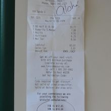 レシ―ボです、４人で行って税・サービス・チップ込みです。