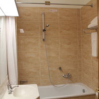 綺麗なバスルームです。