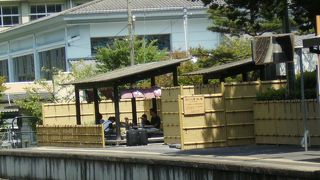 手軽に温泉に浸かれる「JR由布院駅足湯」