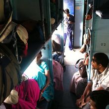 スリーパークラス