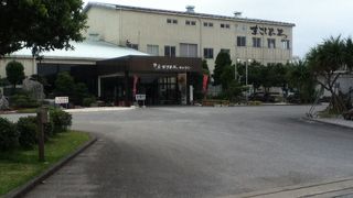 泡盛試飲して購入できます。