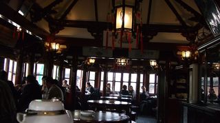 落ち着いたお店で工芸茶を