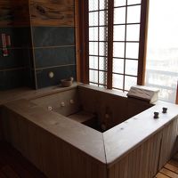 部屋風呂。ジャグジー付き。