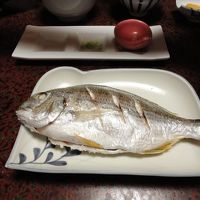 塩釜を割って出てきた地魚