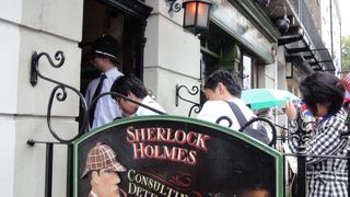 ホームズ好きなら外せないスポット