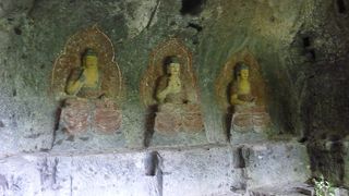 緒方 宮迫東西石仏 ---ここ豊後大野市にもあるんですよ！平安時代末期から鎌倉時代にかけて製作された大分県に多く見られる磨崖仏のひとつです。