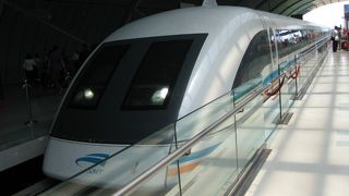 世界最速列車！上海リニアモーターカー