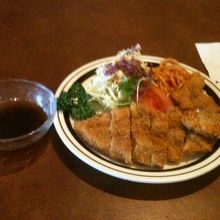 チキンカツオニオンソース