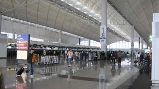 フードコートはターミナル２が穴場かな