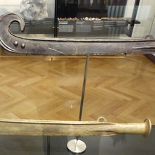 紀元前1550年　曲がった刀剣