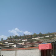 チベット仏教ゲルク派の六大寺院のひとつ「タール寺（塔爾寺）」