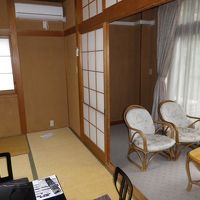 １０畳の角部屋の客室