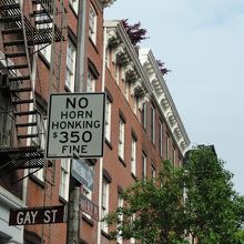 グルニッジヴィレッジ界隈のレンガ造りの家並み