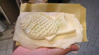 駅から姫路城へ向かう途中にあるたいやき屋さん