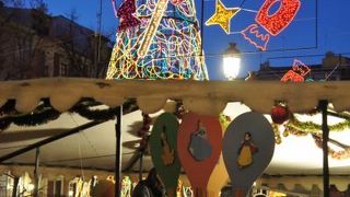 広場はお祭りのよう！