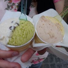 メレンゲ、ピスタチオ、洋梨、ノッチョーラ