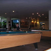 スコールで一息　ビリヤード