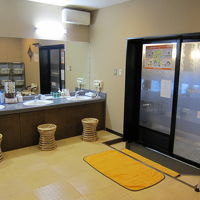 大浴場脱衣場の様子