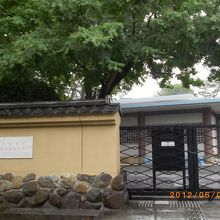 駐車場がないのでご注意（写真は2012年6月のもの）