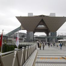 特徴ある外観です。