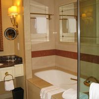 洗面台も2つあるのでゆっくり使えます