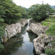 神秘的な穴場にして整備された観光スポット