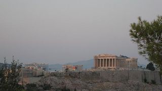 フィロパポスの丘から眺めるアクロポリス～奇跡の瞬間～