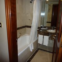 バスタブ付で快適でした。