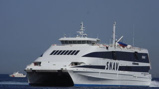 カプリ島への移動はソレントからがお得