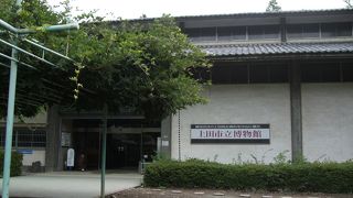 真田氏を引き継いだ仙石氏、その後の松平氏に関係する品々もバランスよく、展示