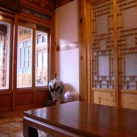 共同で利用できるリビング。朝食もここです。