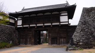 修復されて見違えるようになりました！