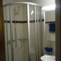 お風呂はシャワーのみ