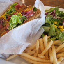 かぼちゃとベーコンとチーズのサンドウィッチ