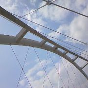 淀川に架かるアーチ橋も美しい