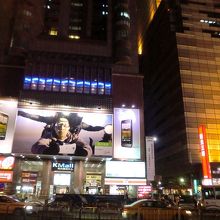 K-Mallというビルの５階です。